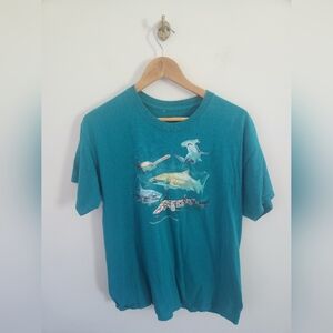 Virginia Living Museum Shark Graphic Tee Size M/L ( no tag ) see measurements